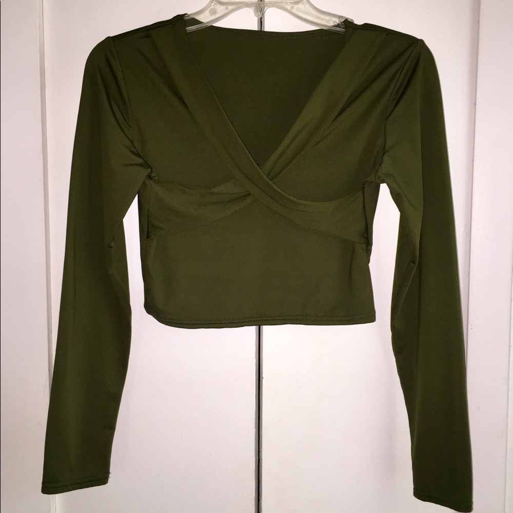 Cross Front Long Sleeve Crop Top